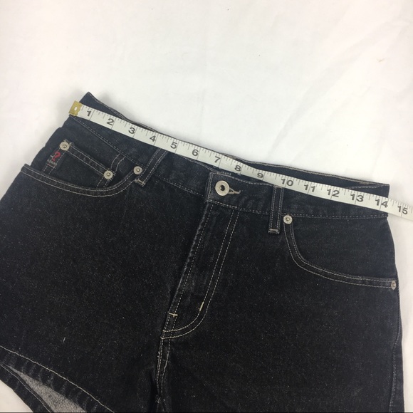 Guess Shorts - Picture 4 of 7